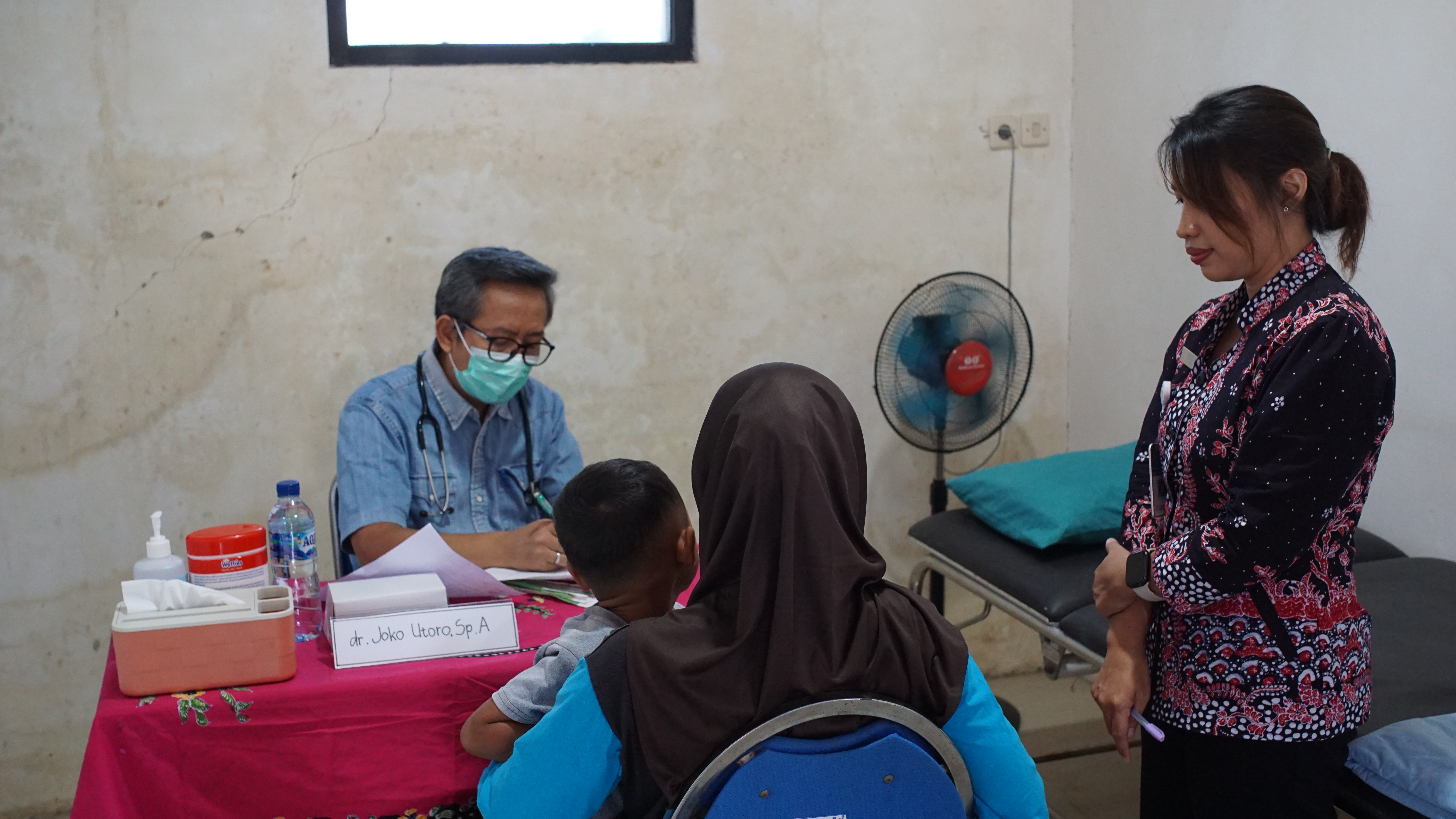 Program Dokter Spesialis Keliling Hadir di Desa Babadan, Layani 130 Masyarakat dari Berbagai Kelompok Sasaran