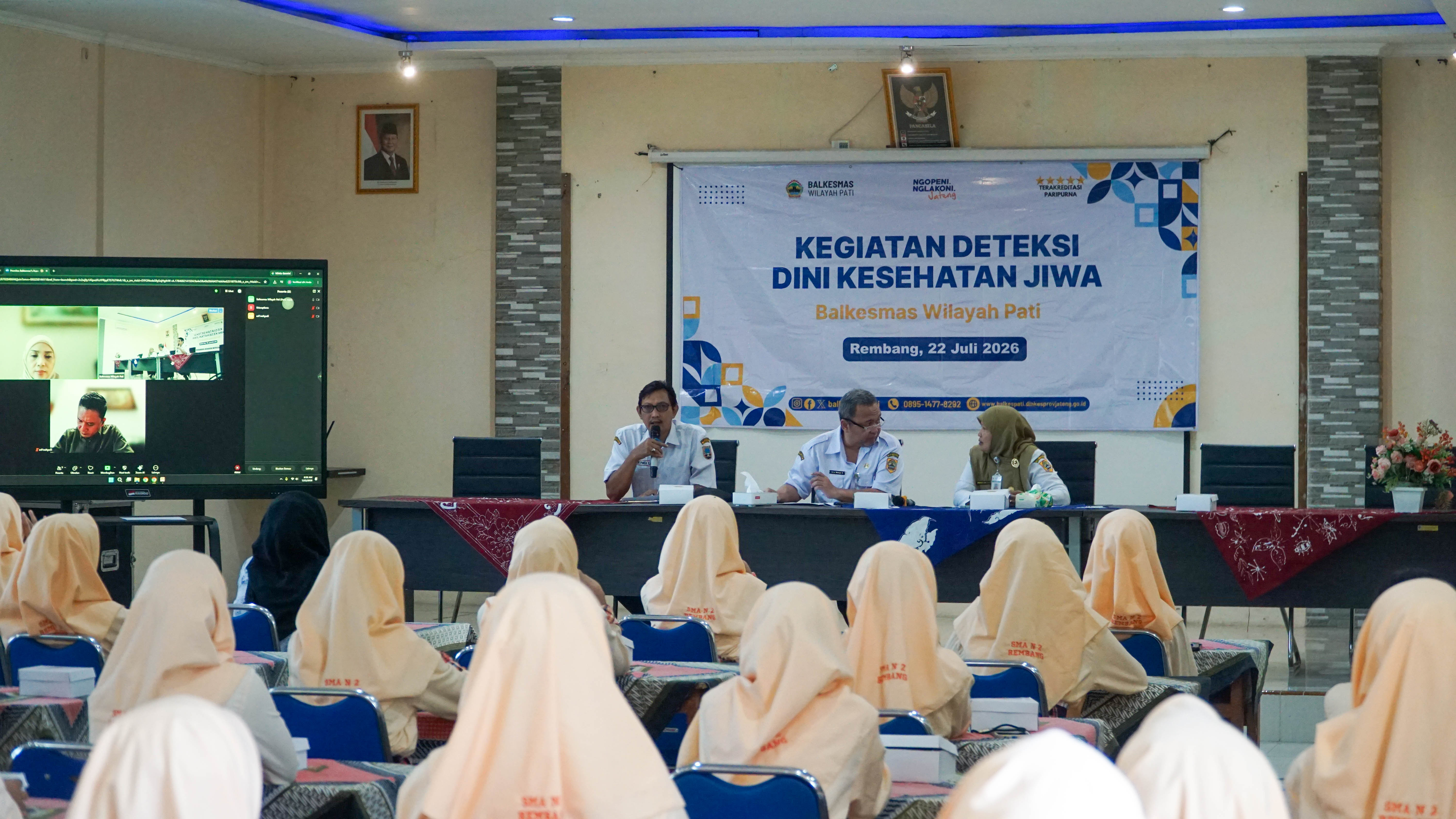 Cek Kesehatan Gratis dan Screening Kesehatan Jiwa Digelar di SMAN 2 Rembang